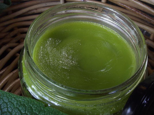 How To Make Comfrey Ointment