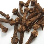 Study Confirms Clove Oil Works Just As Well As Orajel For Dental Pain Relief