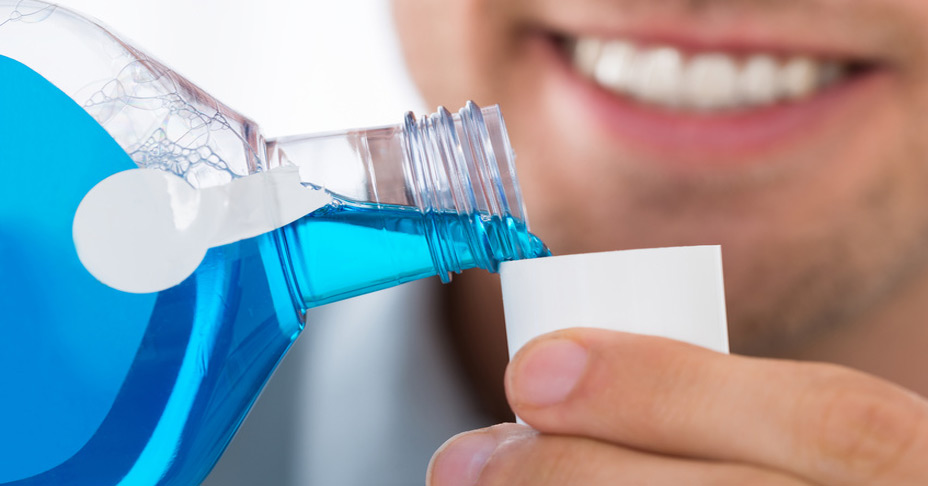 9 Toxic Ingredients Found In Your Mouthwash