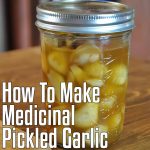 How To Make Medicinal Pickled Garlic (And Why It’s Beneficial)
